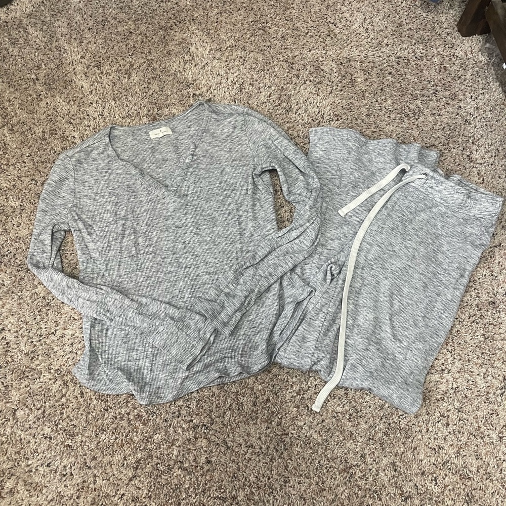Comfy Lounge Set - Vici